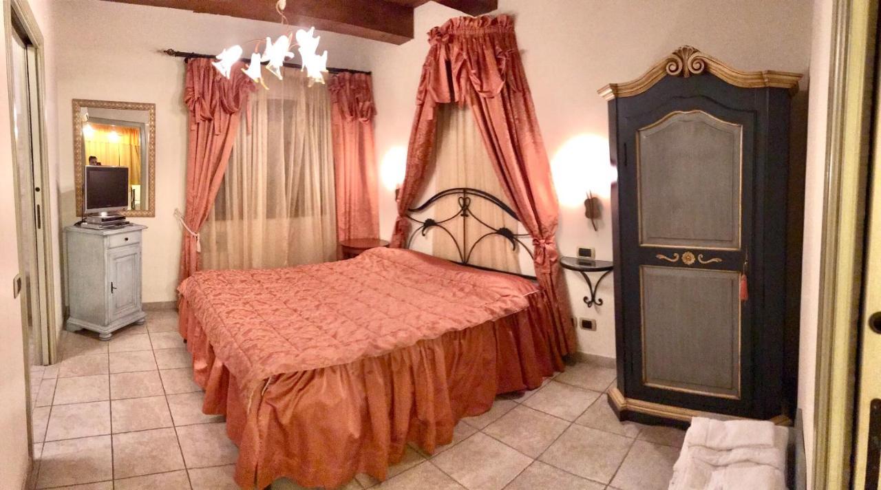 Agriturismo Il Casale Morrovalle Екстериор снимка