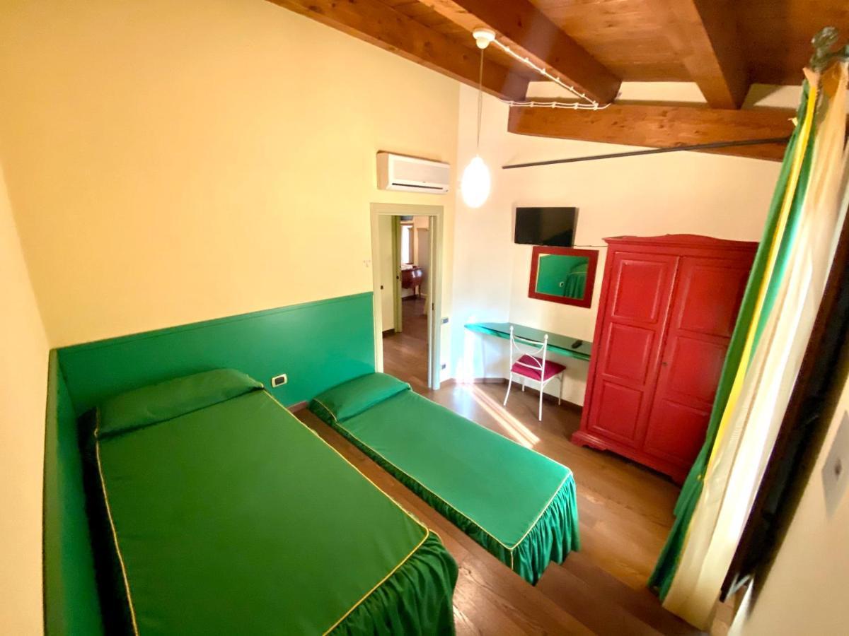 Agriturismo Il Casale Morrovalle Екстериор снимка
