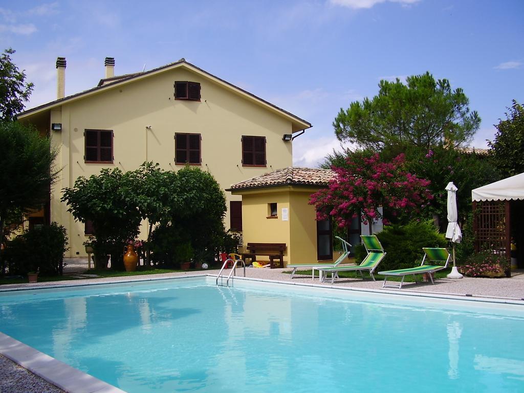 Agriturismo Il Casale Morrovalle Екстериор снимка
